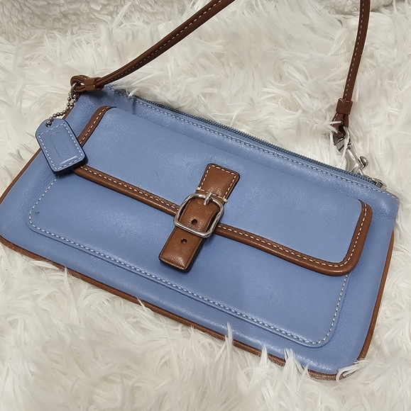 Coach Hampton Bag Classy Vintage Wristlet Blue Leather Authentic 💙 Buckle Snap